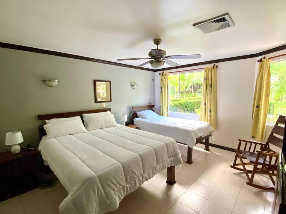 Lovely 2-bdroom In Laguna Eco Village Apartment