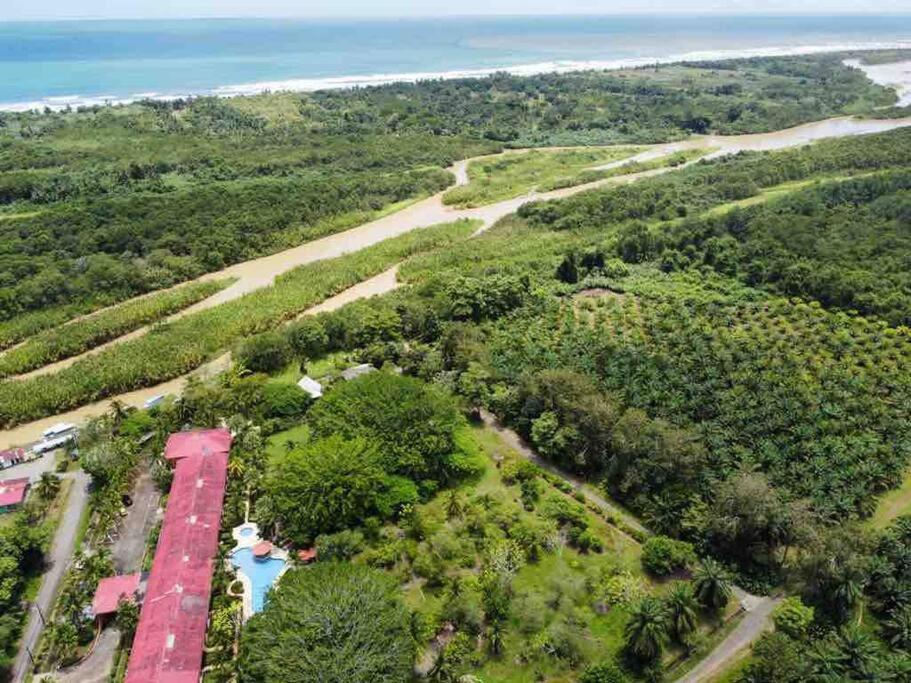 Lovely 2-bdroom In Laguna Eco Village Apartment *