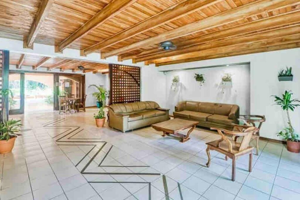 Lovely 2-bdroom In Laguna Eco Village Apartment