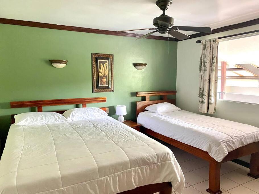 Lovely 2-bdroom In Laguna Eco Village *